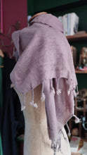 Charger l&#39;image dans la galerie, étole en pure laine mérinos(teinture végétale)