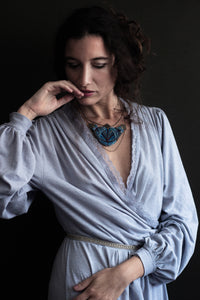 collier bleu style Art nouveau