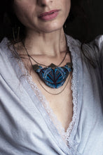 Charger l&#39;image dans la galerie, collier bleu style Art nouveau