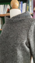 Charger l&#39;image dans la galerie, pull brume gris taille 42 en maille de laine mélangée