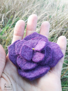 broche hortensia violet chakra n°7 (teinture végétale)