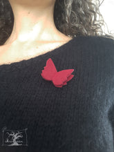 Charger l&#39;image dans la galerie, tiny broche papillon en feutrine rouge