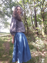 Charger l&#39;image dans la galerie, jupe Lallybroch pur lin bleu indigo