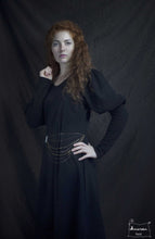 Charger l&#39;image dans la galerie, robe padmé en polaire noire
