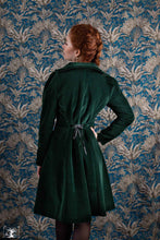 Charger l&#39;image dans la galerie, manteau whitechapel en velours vert foncé